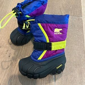 Kids sorel boots size 6 worn once